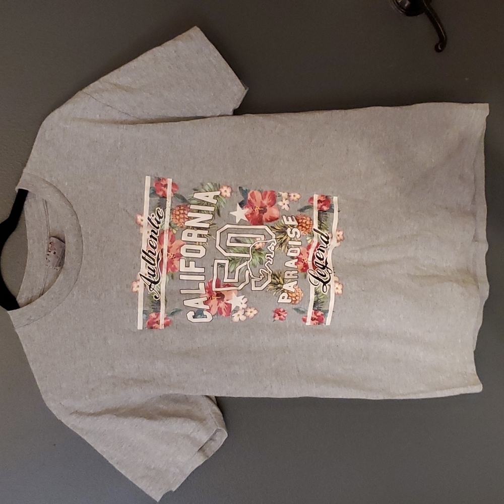 California tshirt size M